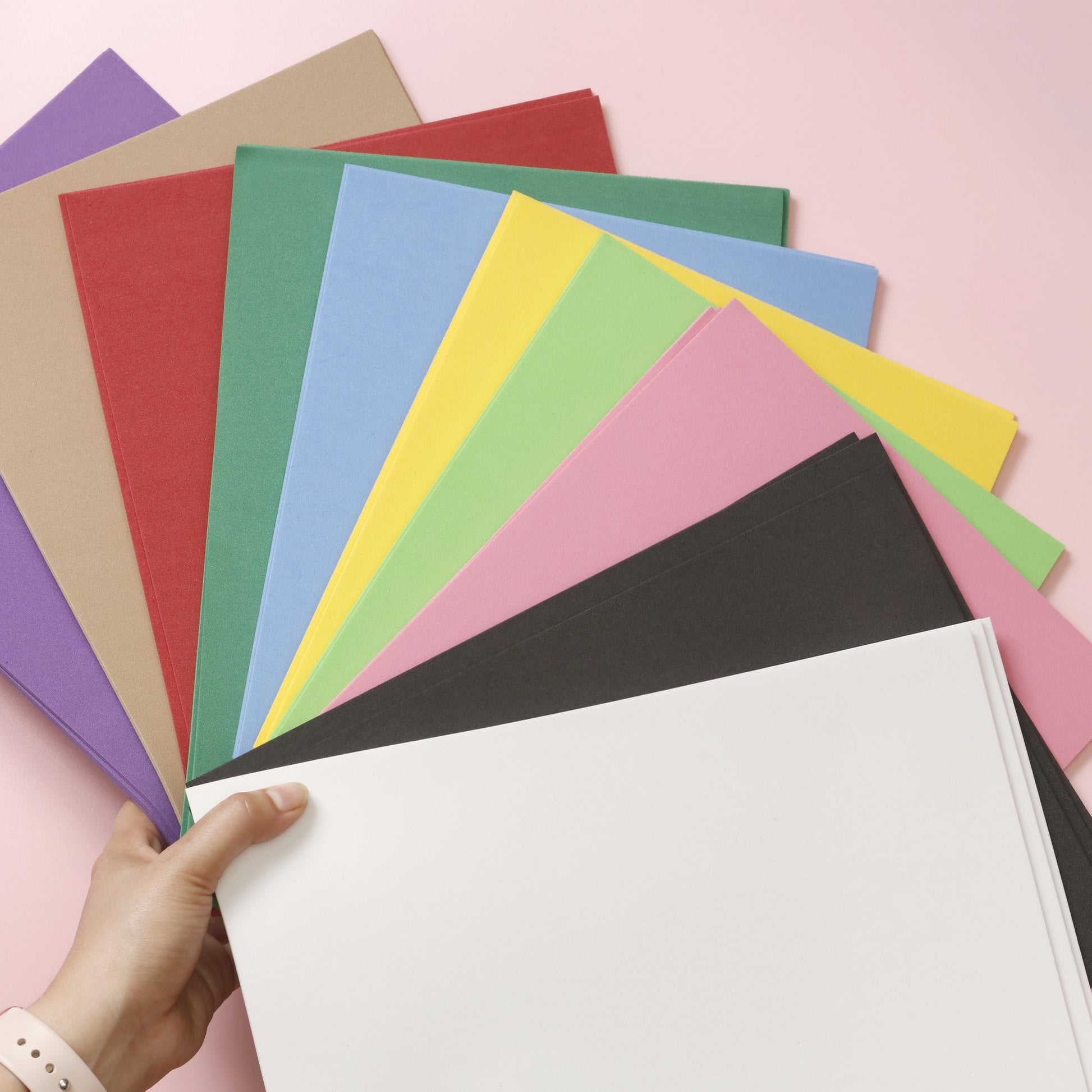Image of Bulk Foam Sheets in Hand Display