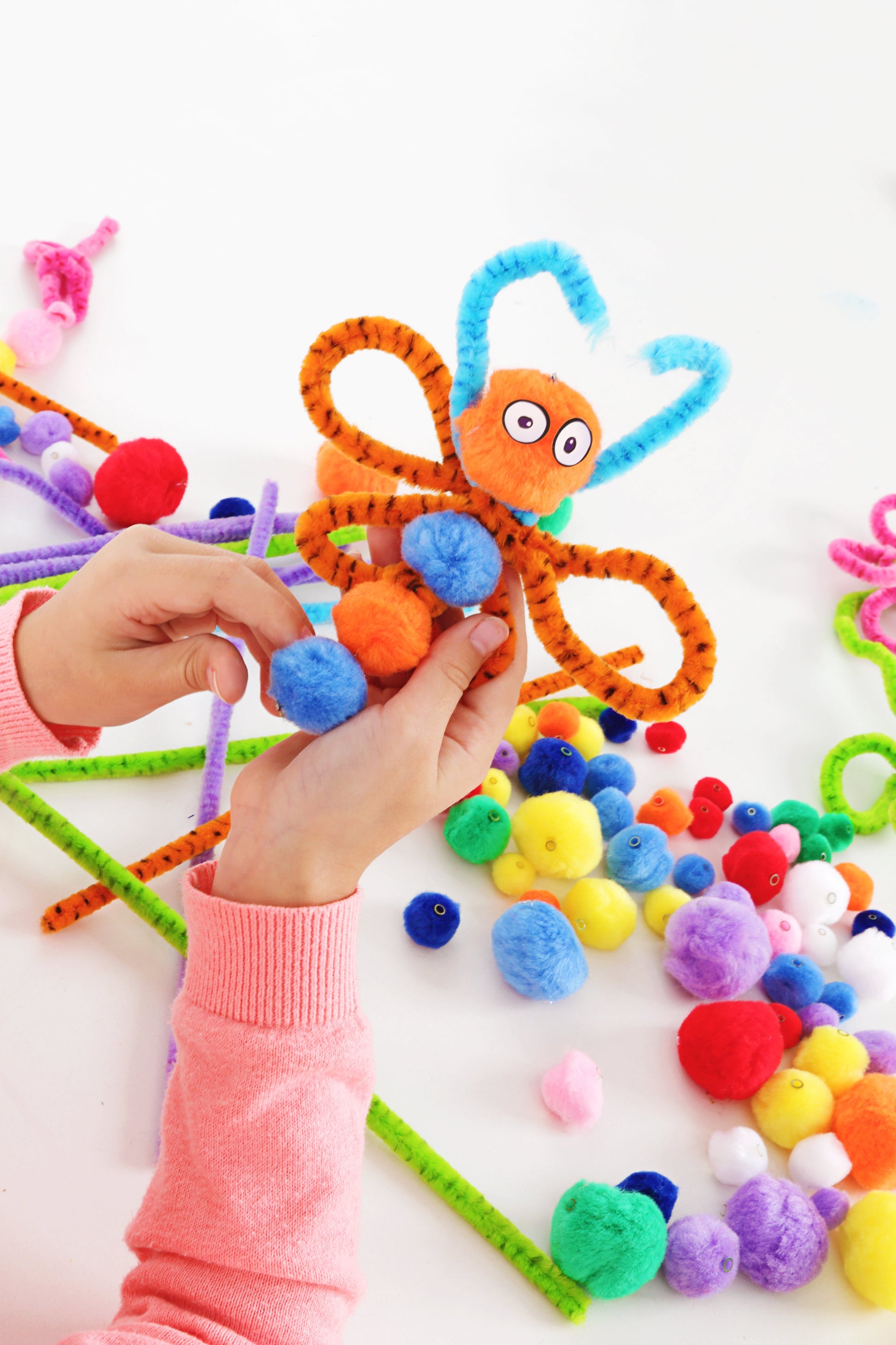 Image of Crafting Ideas with Bulk Pom Poms 300pcs